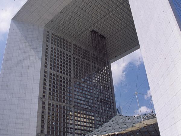 The grand ark of "la defense"